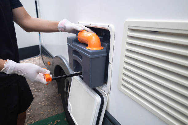 Best Portable toilet rental cost  in Fraser, MI